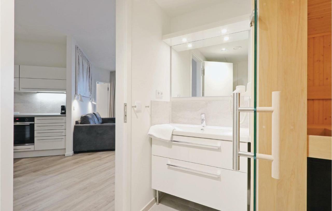 Awesome Apartment In Luebeck Travemuende With Wifi Exterior photo